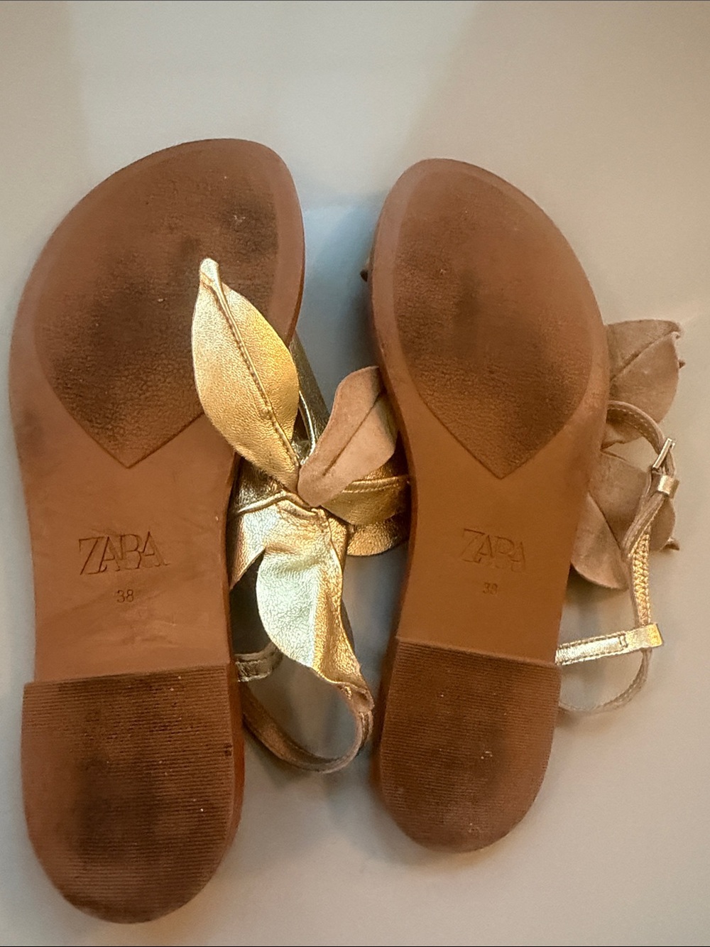 Zara Gold Floral Leather Thong Sandals Size 38 - Picture 8 of 9